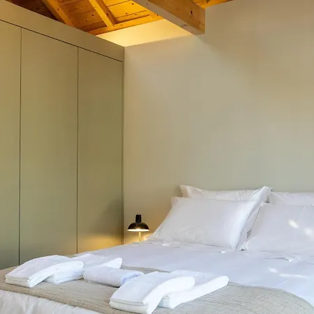 Boutique Studio With Terrace & Historic Views *