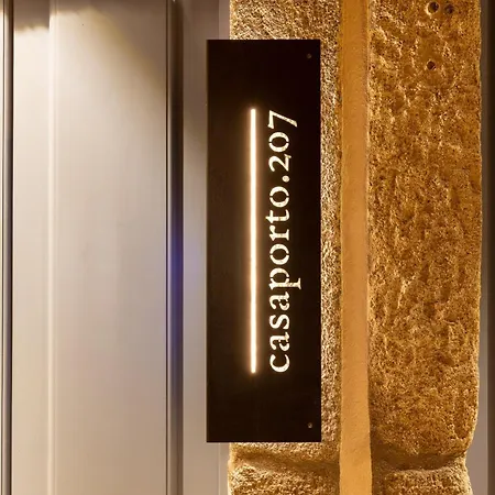 Boutique Studio With Terrace & Historic Views * פורטו