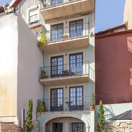 Апартаменты Panoramic Historic Views Private Terrace - G Порту
