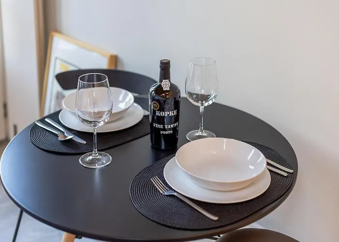 Panoramic Historic Views Private Terrace - G *